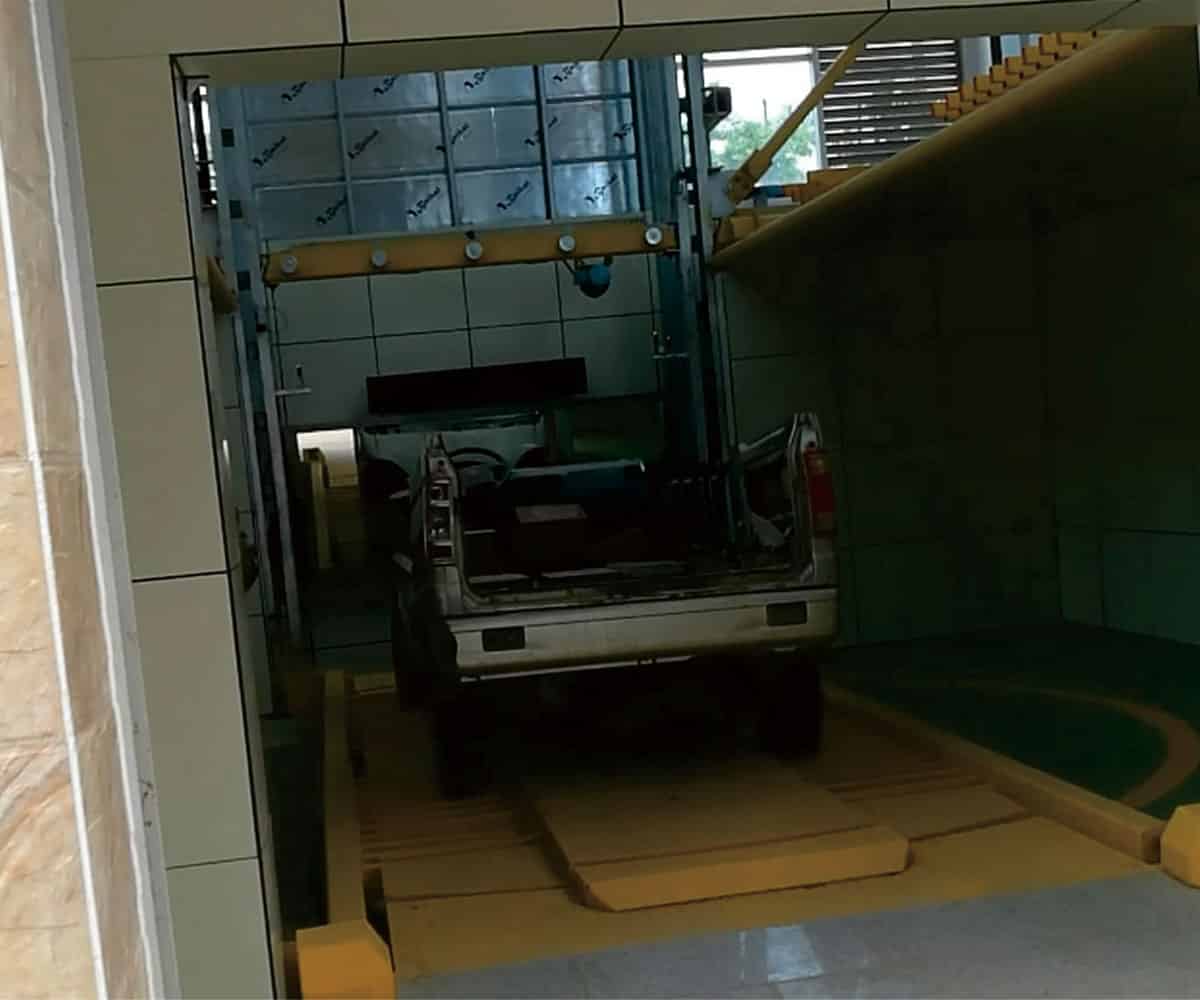 牟定梳齒垂直升降類機(jī)械立體停車設(shè)備