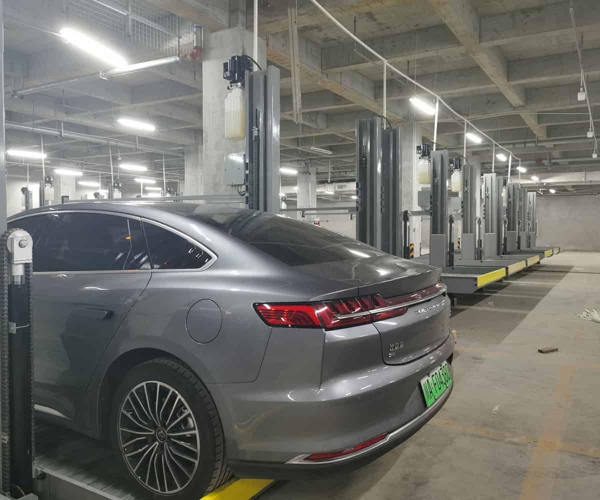 喜德兩柱簡易升降式立體車庫設備