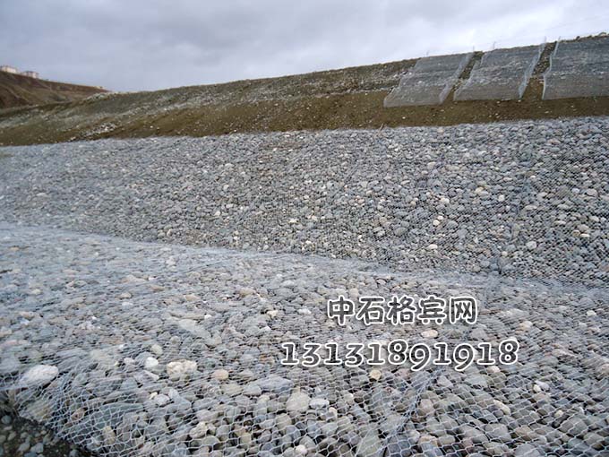 護(hù)岸雷諾護(hù)墊13131891918專業(yè)生產(chǎn)廠家 護(hù)岸雷諾護(hù)墊13131891918專業(yè)生產(chǎn)廠家