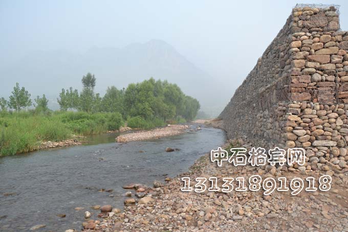 中石護岸格賓網(wǎng)13131891918 中石護岸格賓網(wǎng)13131891918